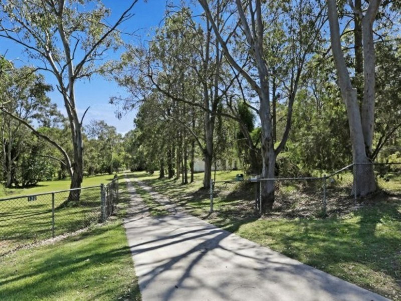 130 Falkland Street East, Pallara QLD 4110