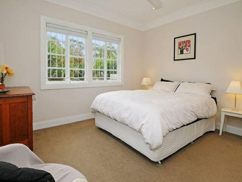 62 Price Street, Oxley QLD 4075