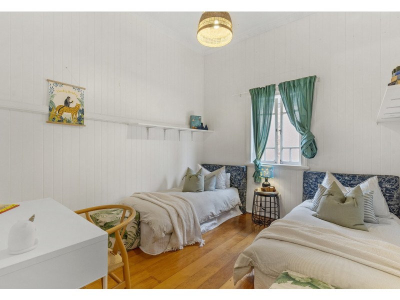 2/68 Bower Street, Annerley QLD 4103