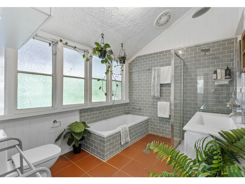 2/68 Bower Street, Annerley QLD 4103