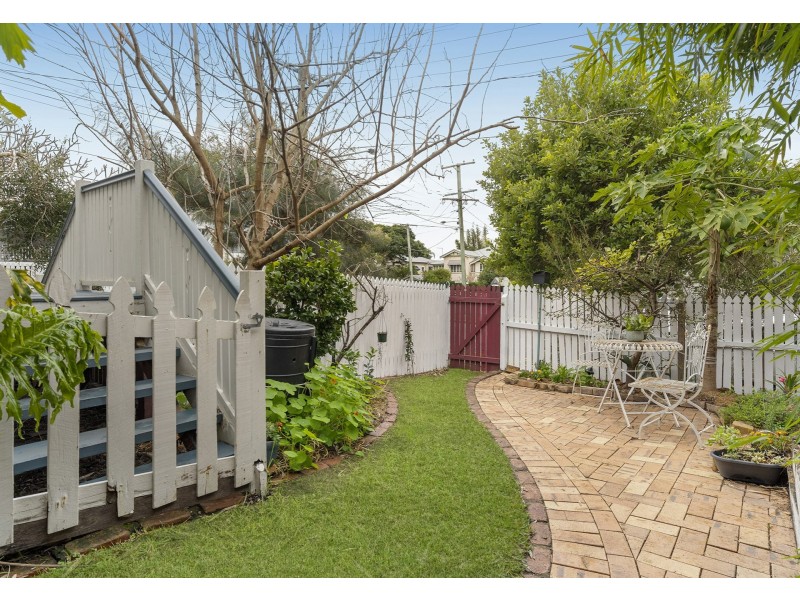 2/68 Bower Street, Annerley QLD 4103