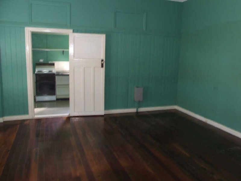 10 Sherley Street, Moorooka QLD 4105