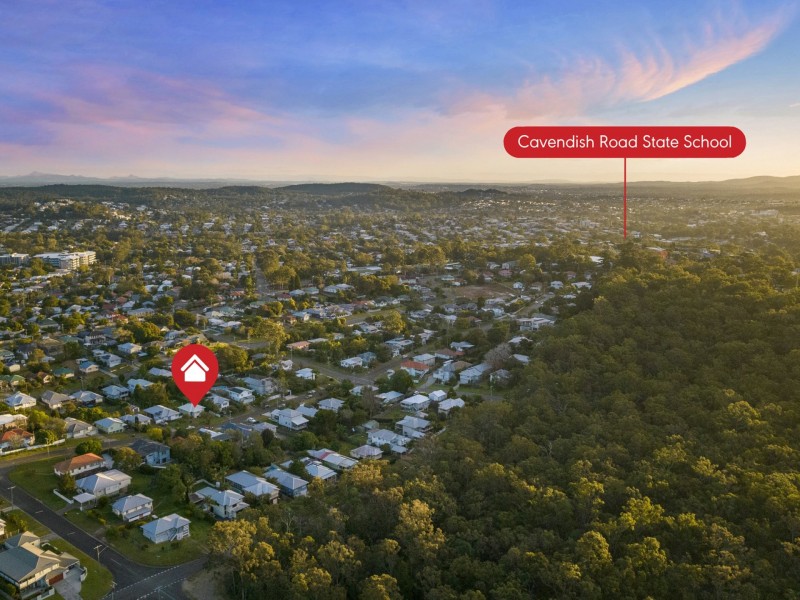 83 Diamond Street, Holland Park QLD 4121