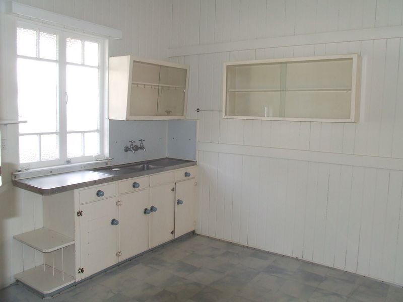 122 Fairfield Road, Fairfield QLD 4103