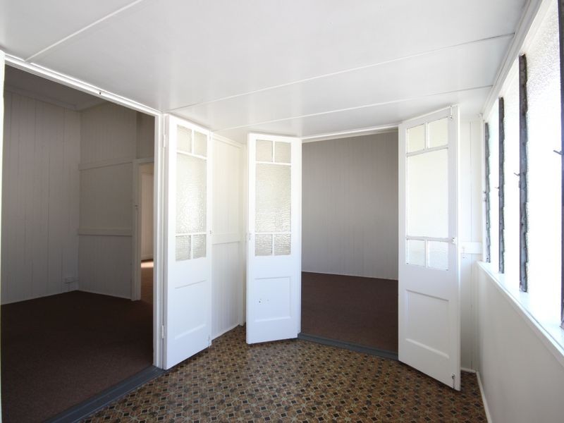 122 Fairfield Road, Fairfield QLD 4103