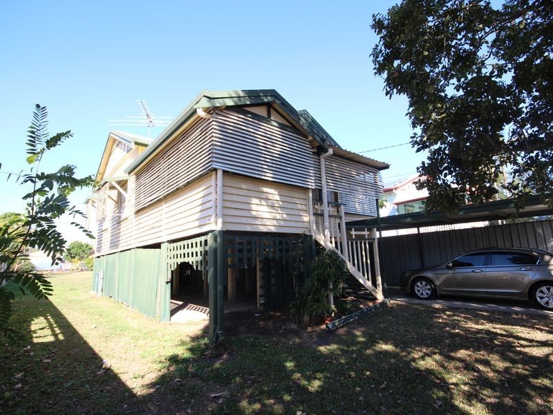 122 Fairfield Road, Fairfield QLD 4103