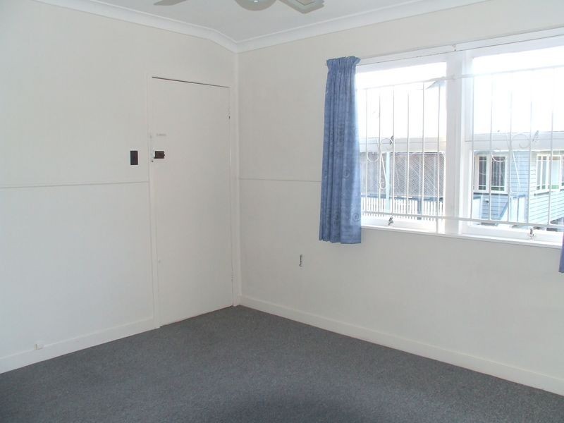 2/11 Louis Street, Annerley QLD 4103