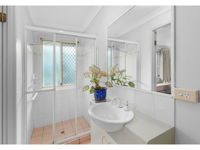 11/135 Park Road, Yeerongpilly QLD 4105