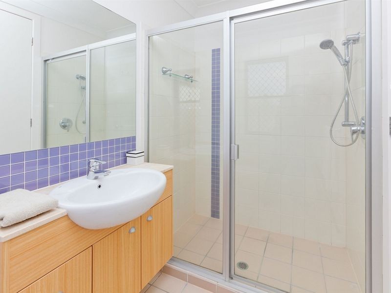 4/12 Simon Street, Yeronga QLD 4104