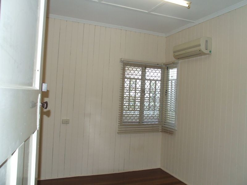 98 Goodwin Terrace, Moorooka QLD 4105