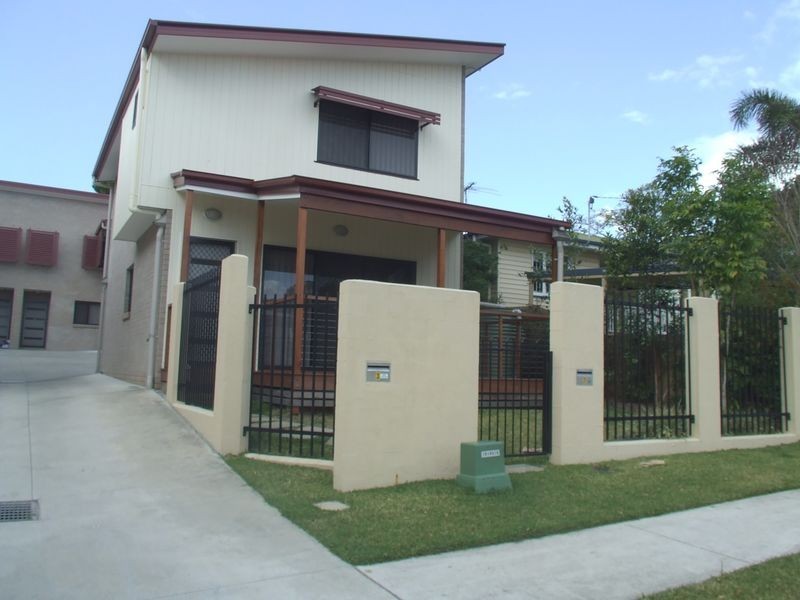 2/34 Wallace Street, Moorooka QLD 4105