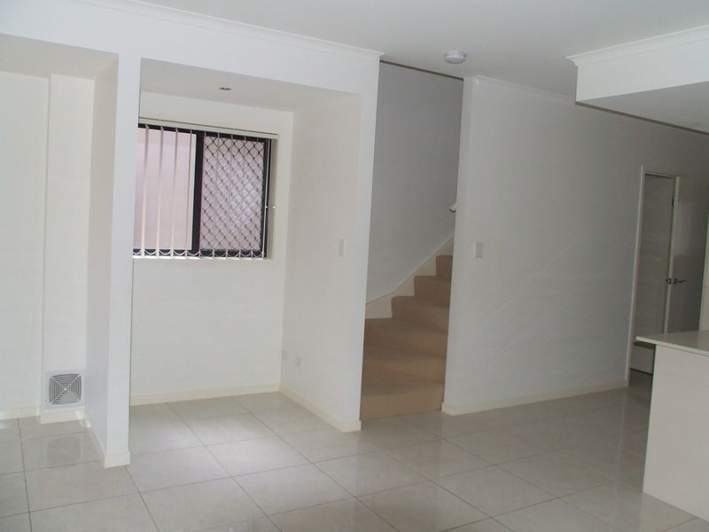 2/34 Wallace Street, Moorooka QLD 4105