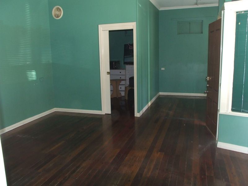 10 Sherley Street, Moorooka QLD 4105