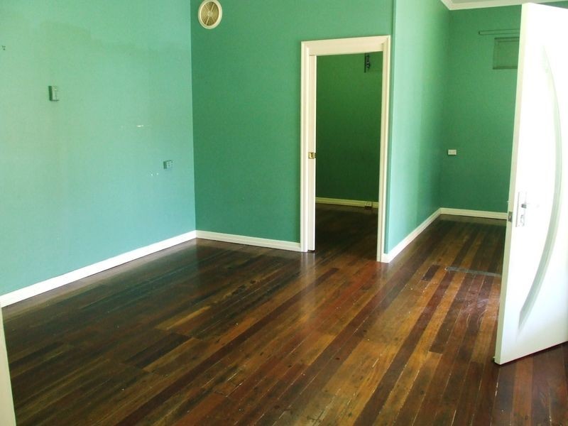 10 Sherley Street, Moorooka QLD 4105