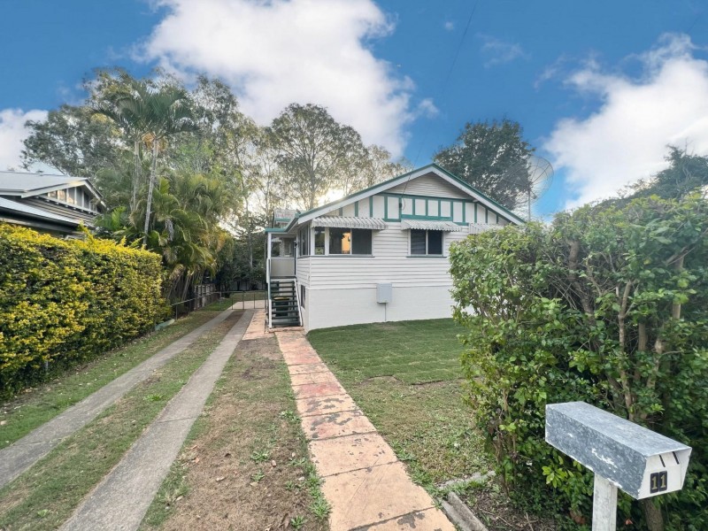 11 Delville Avenue, Moorooka QLD 4105