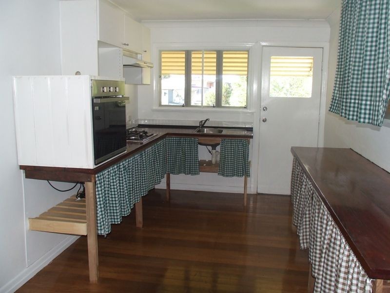 95 Fairfield Road, Fairfield QLD 4103