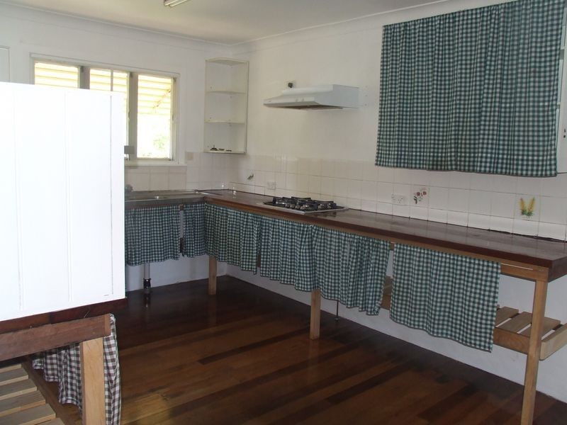 95 Fairfield Road, Fairfield QLD 4103