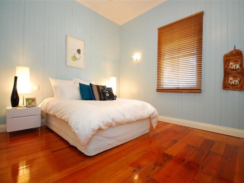 23 Kintore Street, Annerley QLD 4103