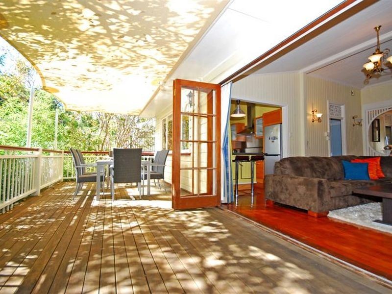 23 Kintore Street, Annerley QLD 4103