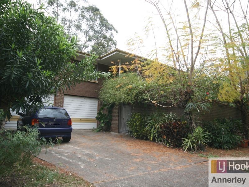 148 Messines Ridge Road, Holland Park West QLD 4121