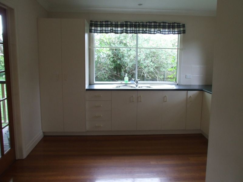 10 Glencoe Avenue, Tarragindi QLD 4121