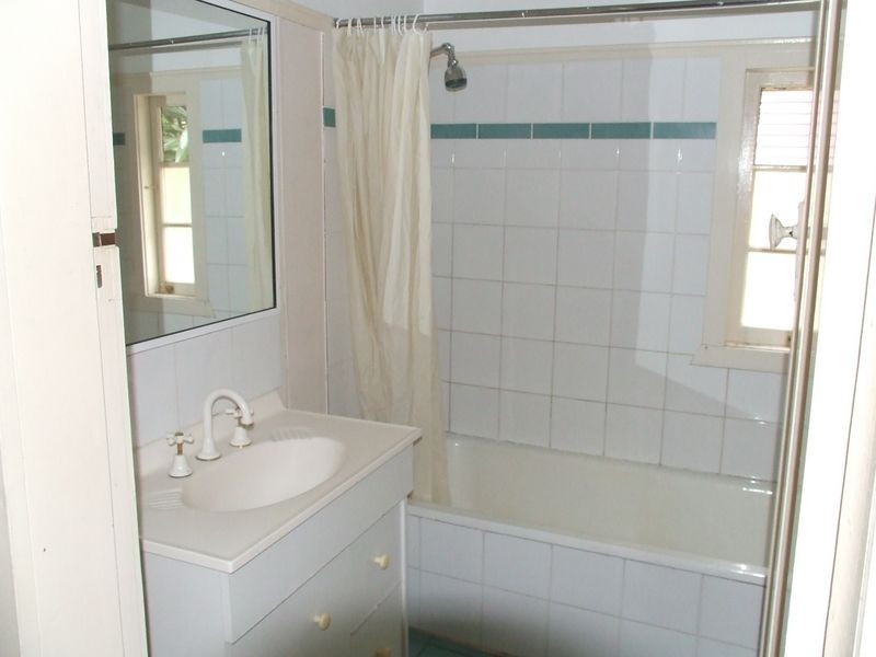 10 Glencoe Avenue, Tarragindi QLD 4121