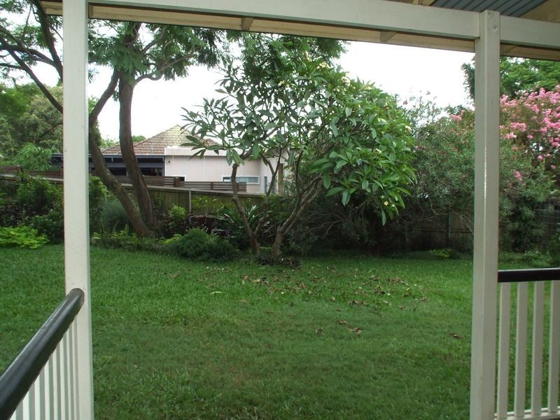 10 Glencoe Avenue, Tarragindi QLD 4121