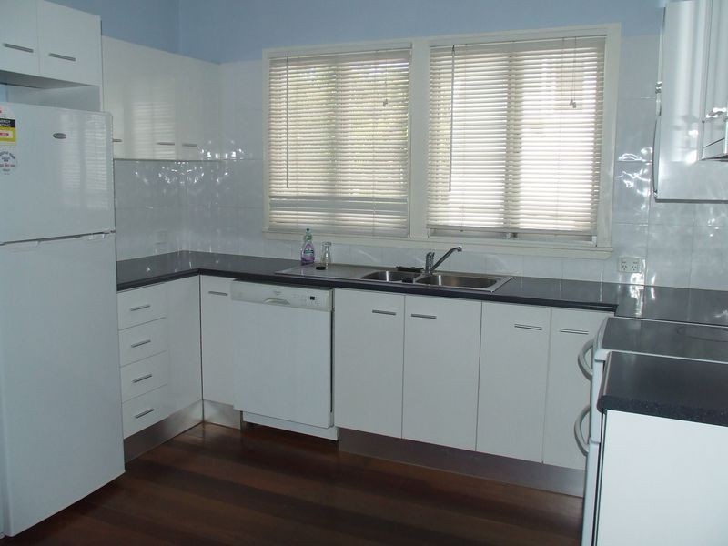 16 Citrus Street, Moorooka QLD 4105