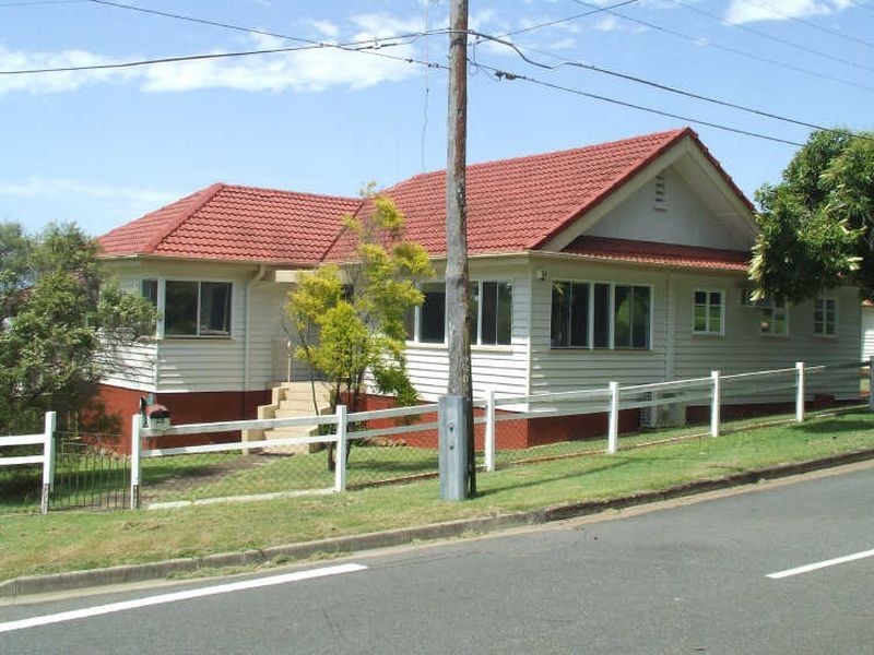 28 Weal Avenue, Tarragindi QLD 4121