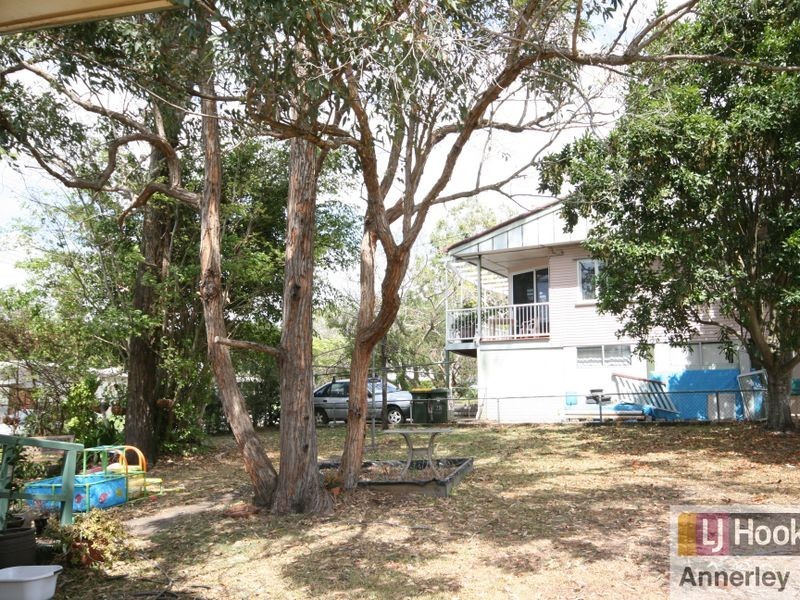 32 Chadwick Street, Tarragindi QLD 4121