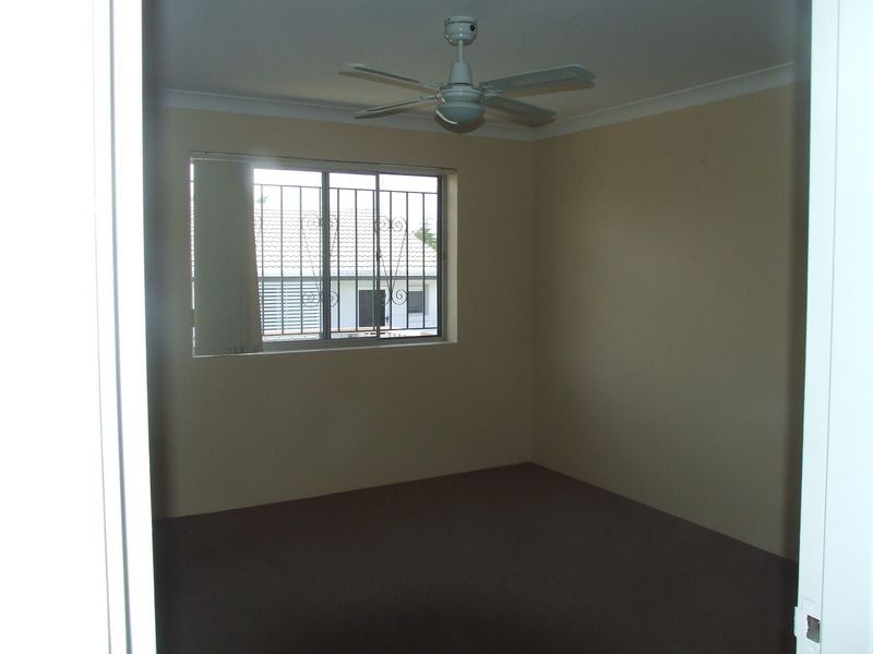 4/15 Frederick Street, Annerley QLD 4103