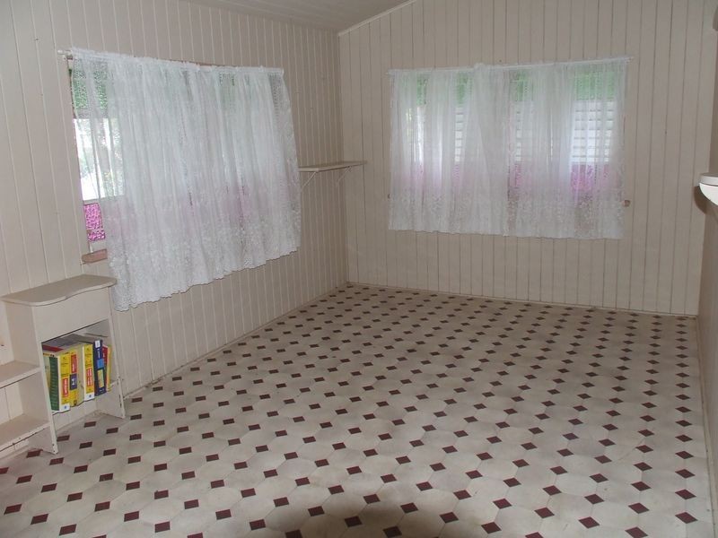 18 Harrowby Street, Corinda QLD 4075