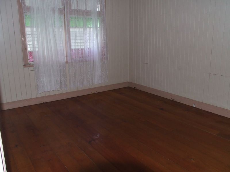 18 Harrowby Street, Corinda QLD 4075