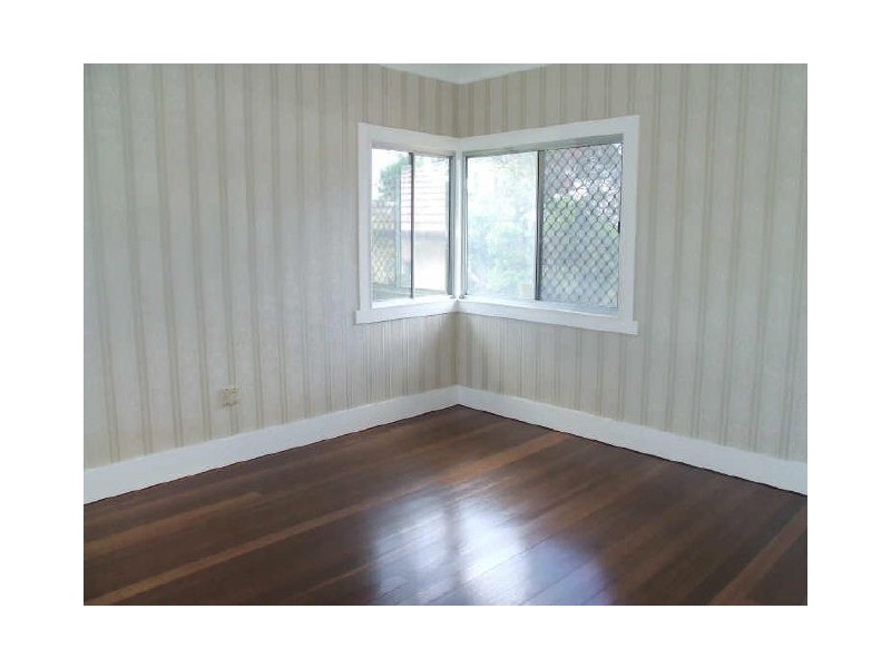 28 Weal Avenue, Tarragindi QLD 4121