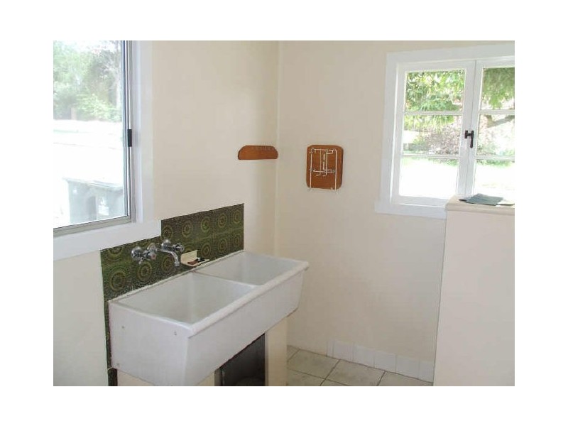 28 Weal Avenue, Tarragindi QLD 4121