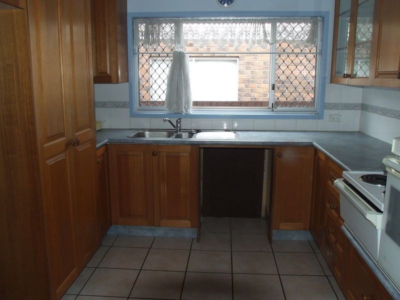 8 Burgess Street, Salisbury QLD 4107