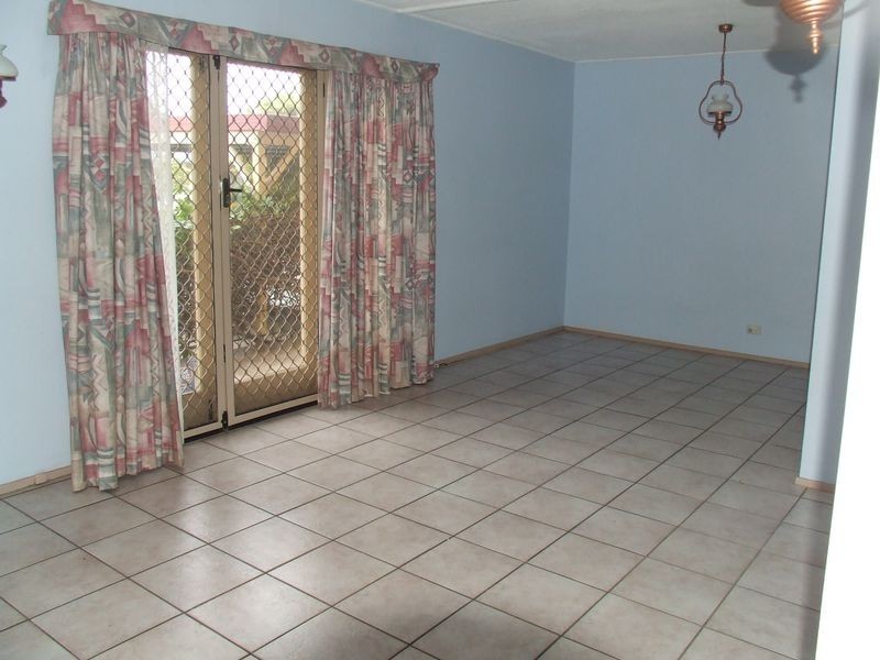 8 Burgess Street, Salisbury QLD 4107