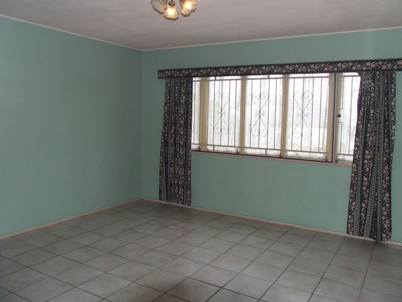 8 Burgess Street, Salisbury QLD 4107