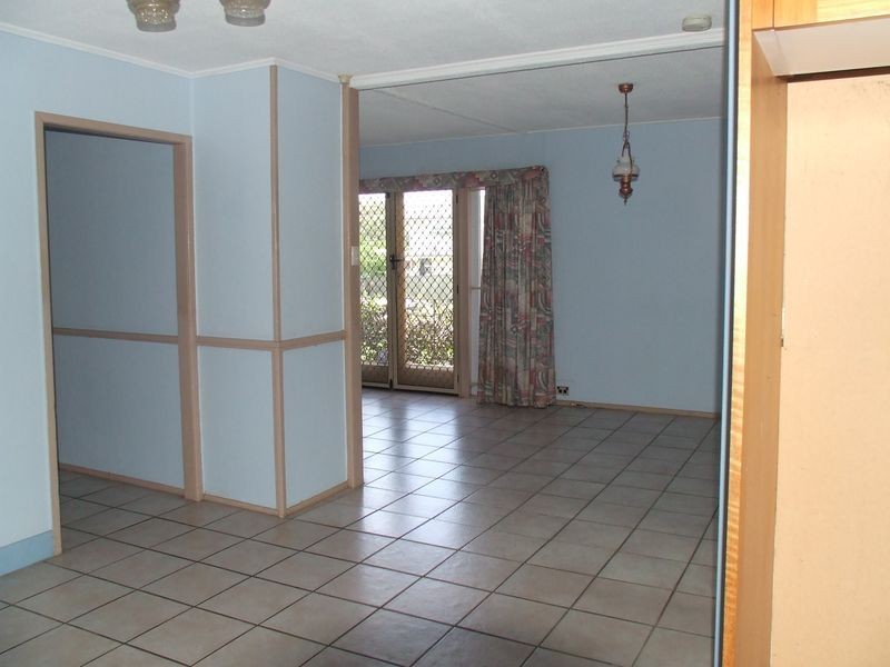 8 Burgess Street, Salisbury QLD 4107