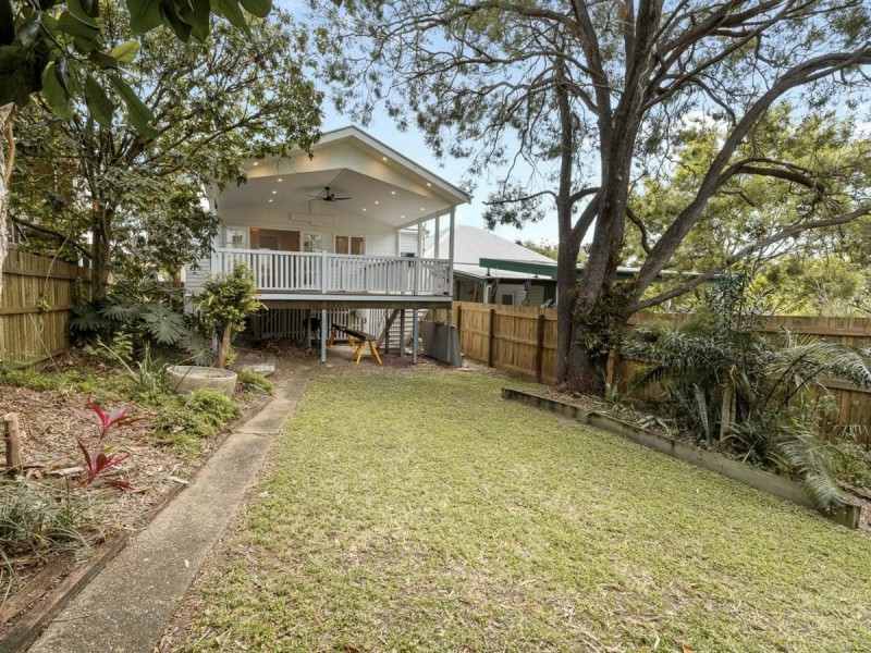 32 Caroline Street, Annerley QLD 4103