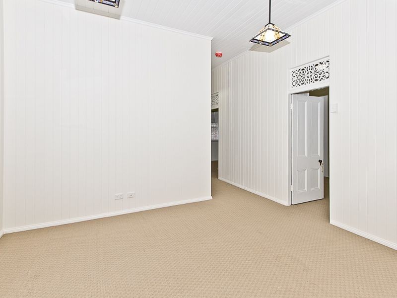 136 Park Road, Woolloongabba QLD 4102