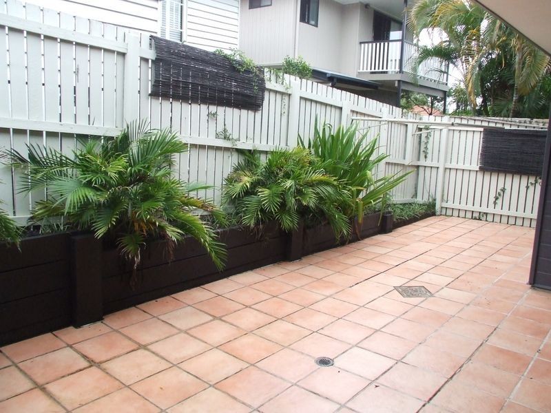 2/47 Bledisloe Street, Fairfield QLD 4103