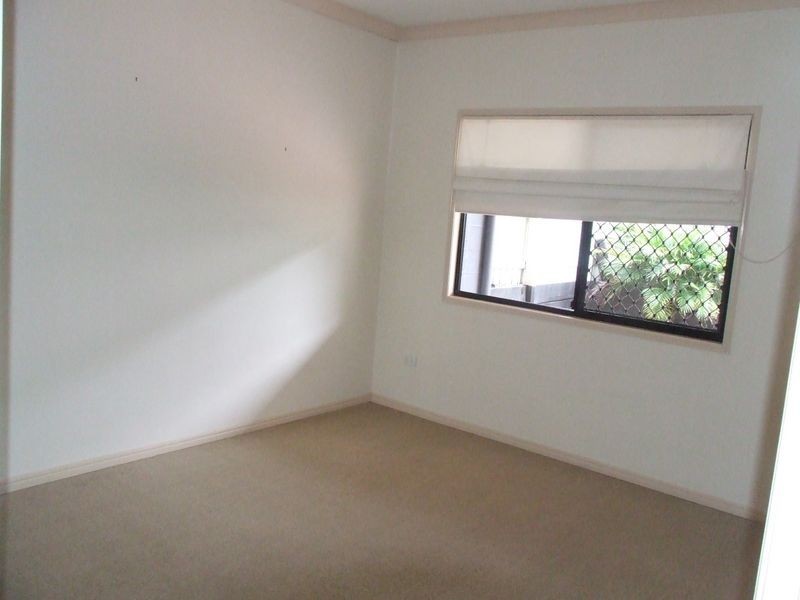 2/47 Bledisloe Street, Fairfield QLD 4103