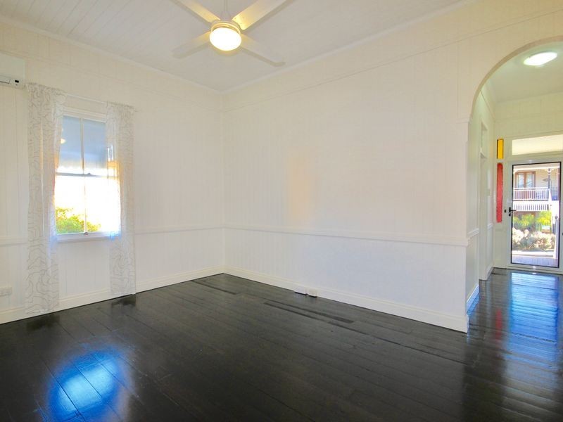 17 Albert Street, Woolloongabba QLD 4102