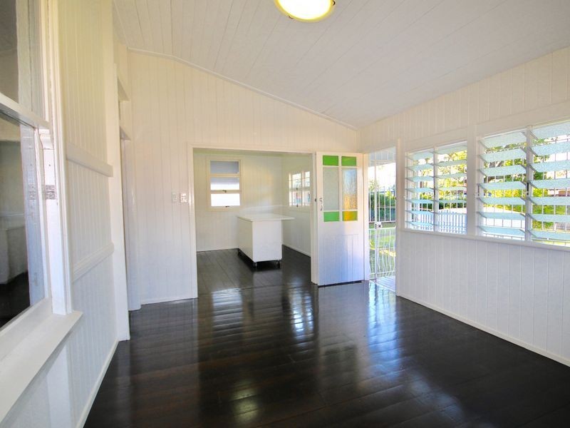 17 Albert Street, Woolloongabba QLD 4102