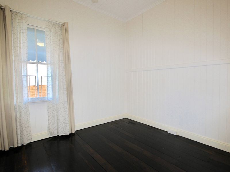 17 Albert Street, Woolloongabba QLD 4102