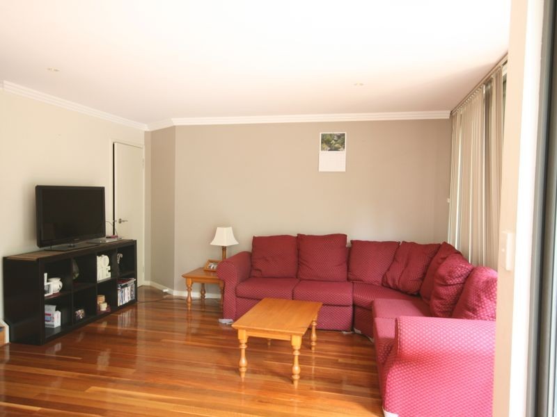 1/127 Ekibin Road, Annerley QLD 4103