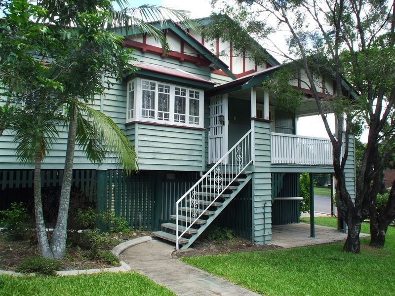 124 Waverley Street, Annerley QLD 4103