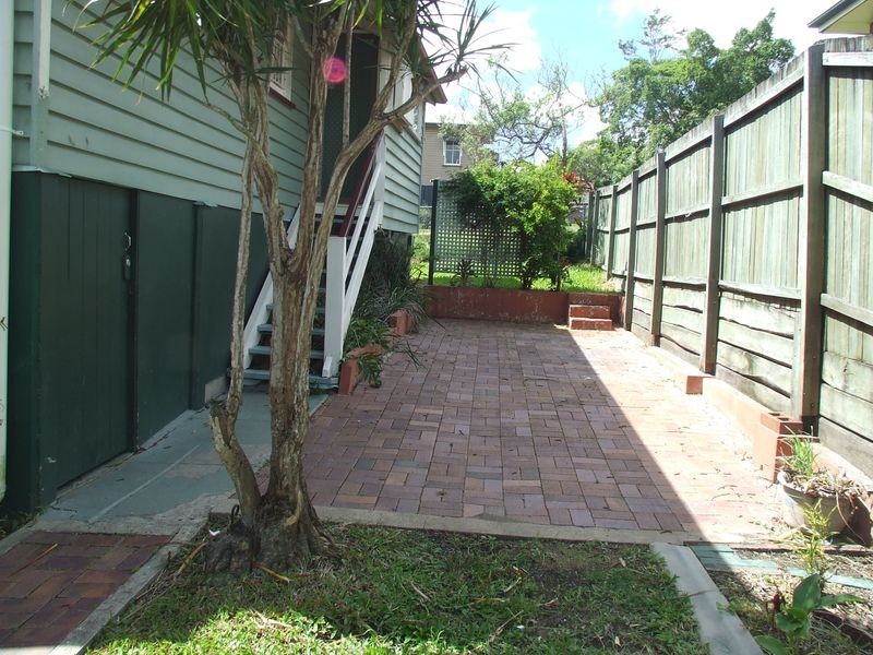 124 Waverley Street, Annerley QLD 4103