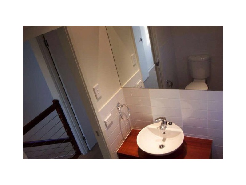 24A Venner Road, Annerley QLD 4103